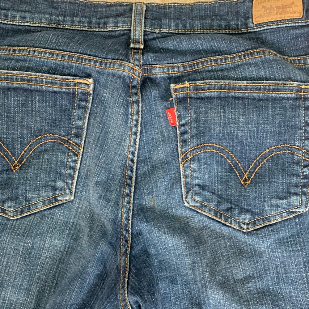 Levi’s 550 Relaxed Boot Cut Jeans 14 Medium in great condition